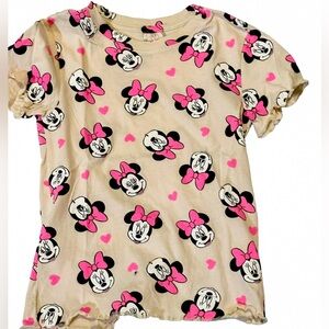 Nwt Disney Minnie Mouse ruffled sleeve TShirt